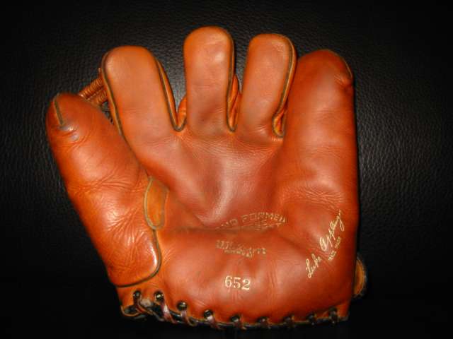 Luke Appling Wilson 652 Front